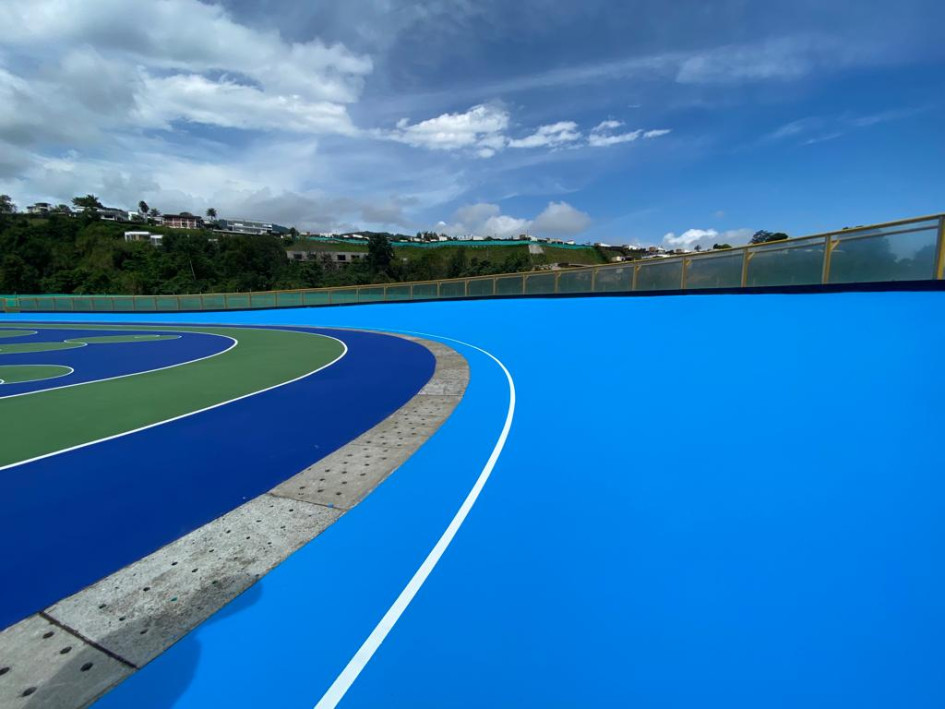 La pista sintética la instaló una firma italiana con el aval de la Federación de Patinaje.