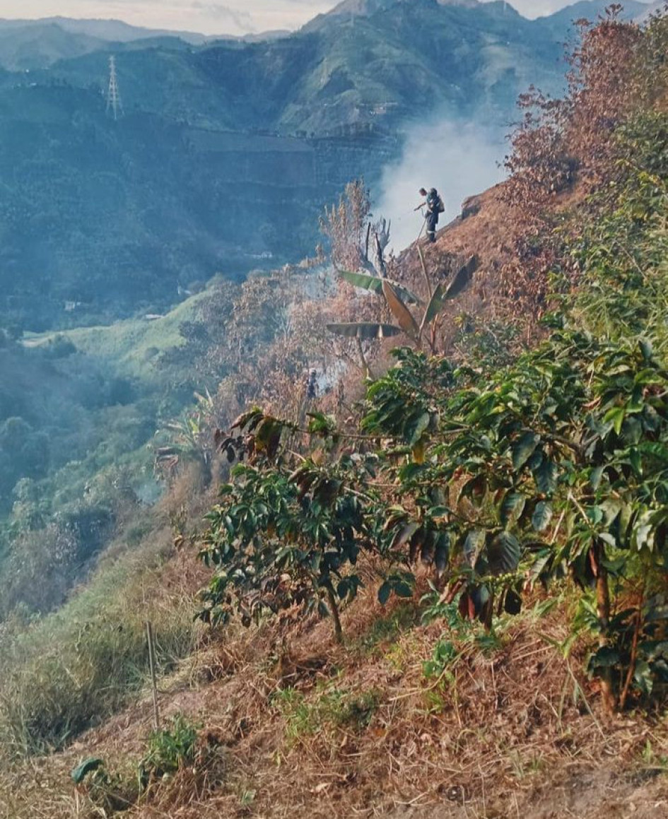 En esta zona, conocida como Dantas, se reportó el incendio en Neira.