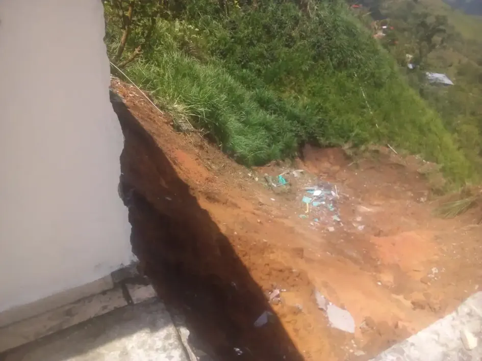 Así quedó la vivienda tras desplomarse en Samaná.