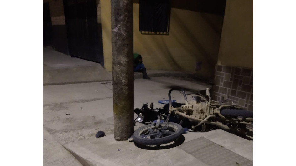 El conductor resultó herido y fue trasladado al hospital del municipio.