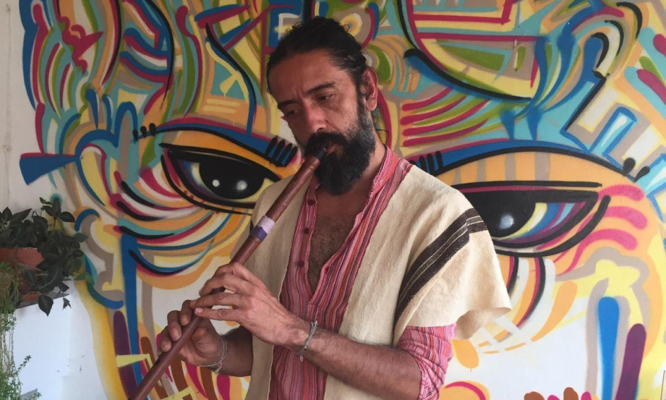 Ernesto "Teto" Ocampo, también trabajó con artistas con artistas colombianos.