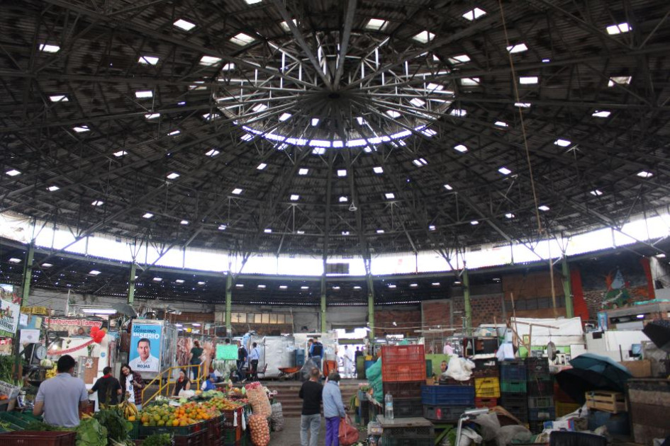 Este es el pabellón central de la Galería, donde ya no reemplazará el techo que cumple 70 años.