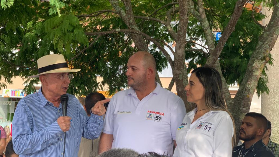 El expresidente estuvo en la abuela de Caldas para expresar su apoyo público a los aspirantes de su partido a la Alcaldía y el Concejo del municipio.