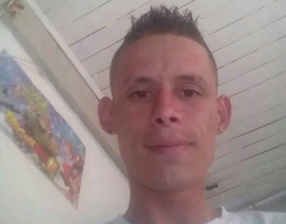 A Édison Andrés Granada López lo aprehendieron el fin de semana con orden de captura en la Fundación Debajo de la Mano de Dios. Allí permanecerá en detención domiciliaria, mientras le dictan la sentencia.