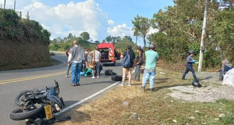 Este es el accidente de tránsito en la Troncal de Occidente.