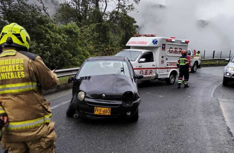 El accidente de tránsito en la vía Manizales-Alto de Letras. 