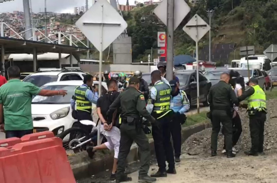 El hecho ocurrió en el sector de la Terminal de Transportes, en sentido Centro - La Enea.