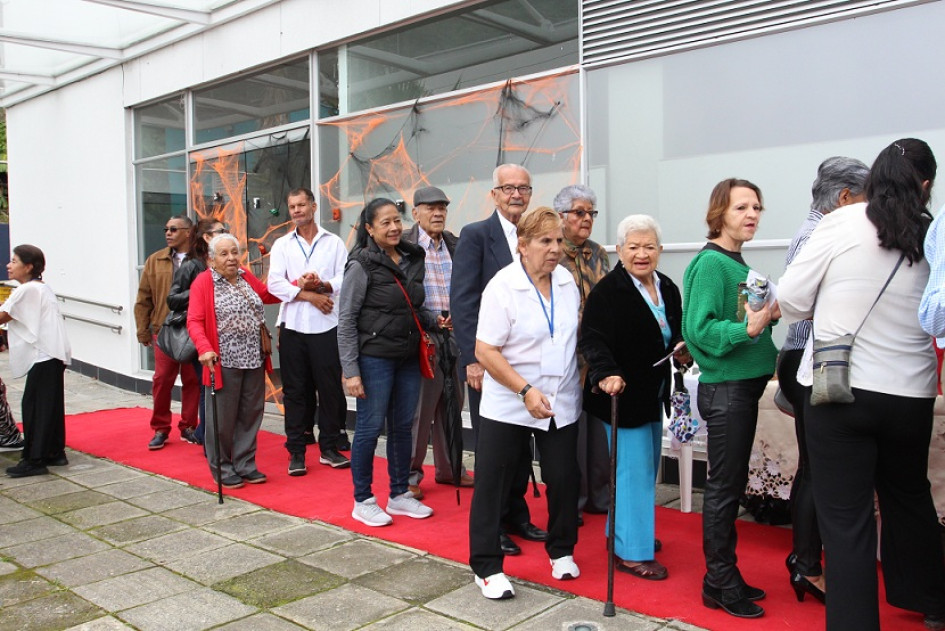 Fotos | Luis Trejos | LA PATRIA Hubo alfombra roja para los fundadores de Aranjuez.