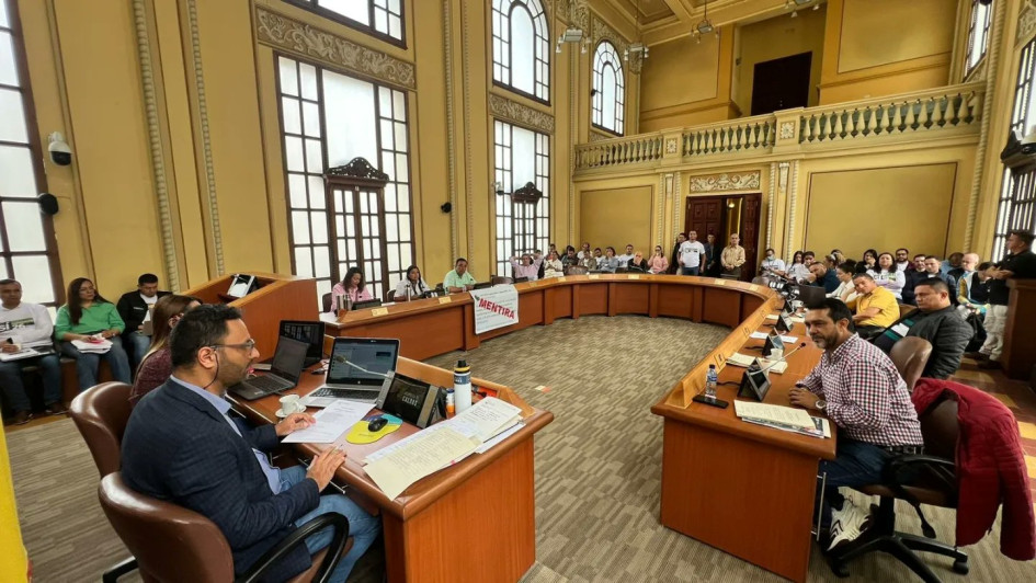 Asamblea de Caldas votó unánimemente para quitar peajes La Estrella y Quiebra de Vélez