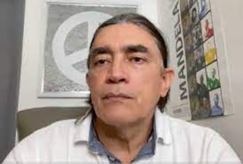 El exsenador Gustavo Bolívar le metió suspicacia a la muerte de quien fue su colega y terminó condenado por corrupción, el fallecido caldense Mario Castaño.