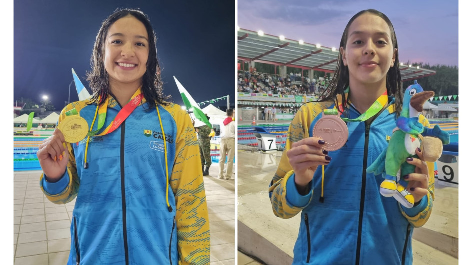 Stefanía Gómez (izquierda) hizo récord nacional en 50 metros pecho. Mariana Libreros llegó en el tercer lugar al final de la prueba de 400 metros libres. 