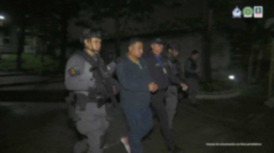 Alias Yofre huyó por Nariño, hacia Ecuador, luego cruzó a Perú e intentó instalarse en Chile, donde fue aprehendido.