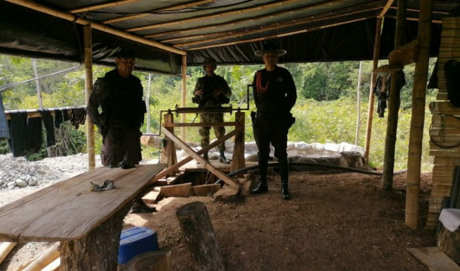 Durante el 2023, la Policía ha capturado a 68 personas por delitos contra el medioambiente e incautado 13 dragas. 