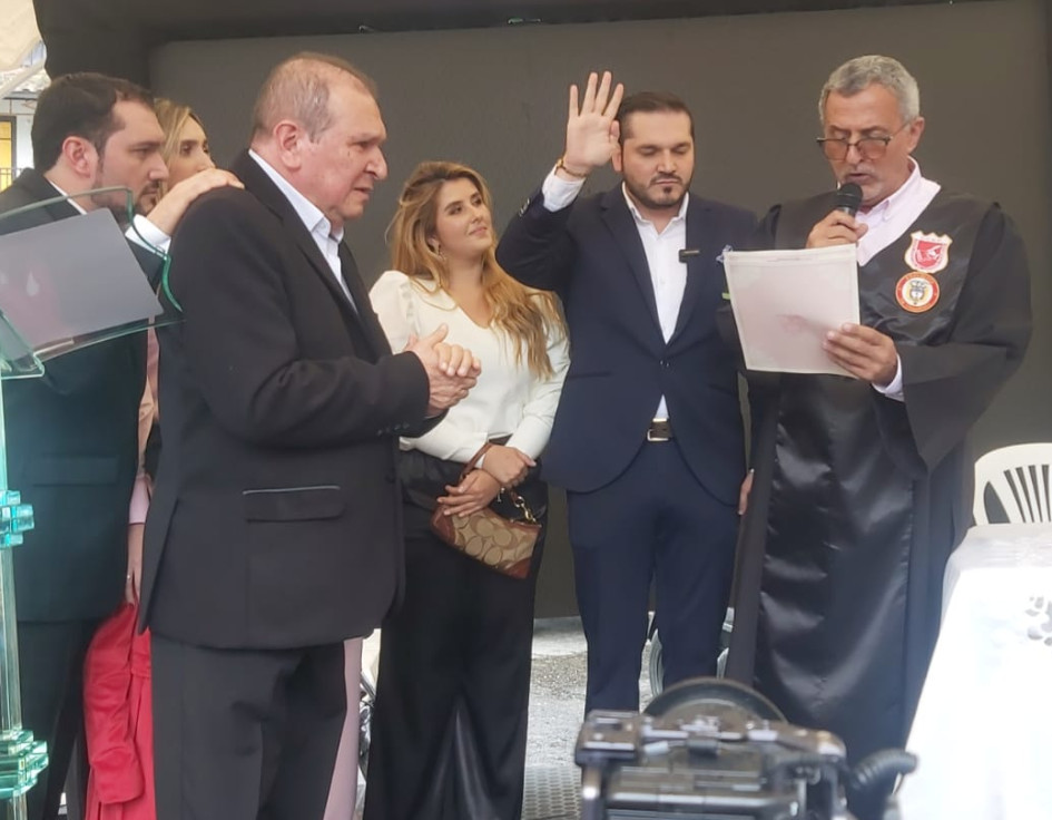 Posesión del alcalde de Neira