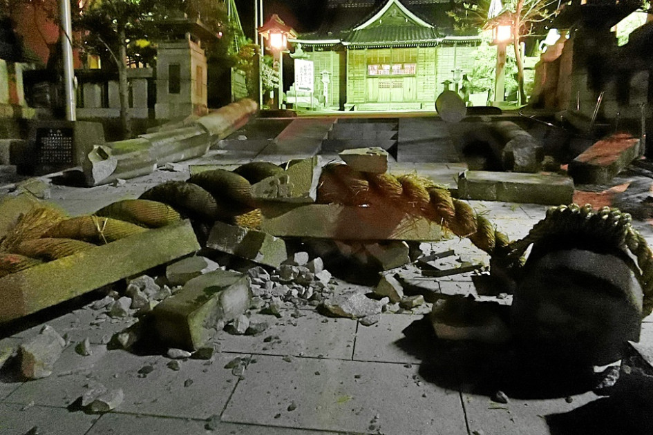 Foto | EFE | LA PATRIA  Un terremoto de 7,6 grados Richter golpeó ayer la prefectura de Ishikawa, en el litoral occidental del centro de Japón, y obligó a activar una alerta por tsunami en buena parte del archipiélago, además de causar importantes daños y dejar sepultadas al menos a seis personas bajo los escombros