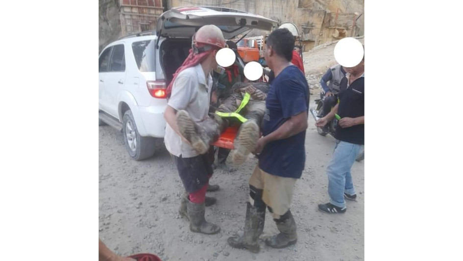 El incidente ocurrió en la tarde de este martes en la mina La Dorotea, de Marmato (Caldas). Ambos lesionados fueron trasladados a un centro médico.
