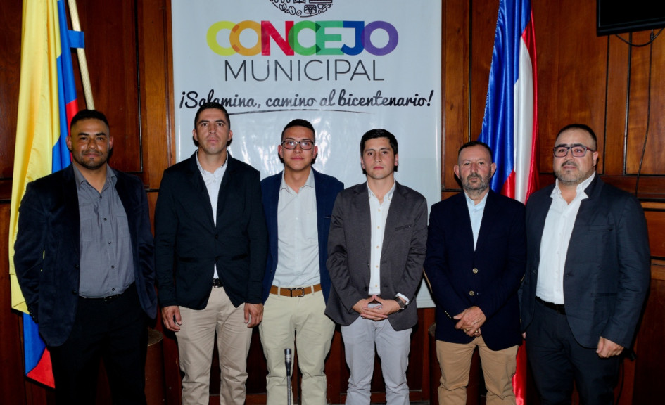 Luis Fernando Vélez, Norbey Julián Amaya, Andrés Felipe Arias, Juan José Hurtado, José Fabián López y Germán Betancourt, los concejales que asistieron al recinto.