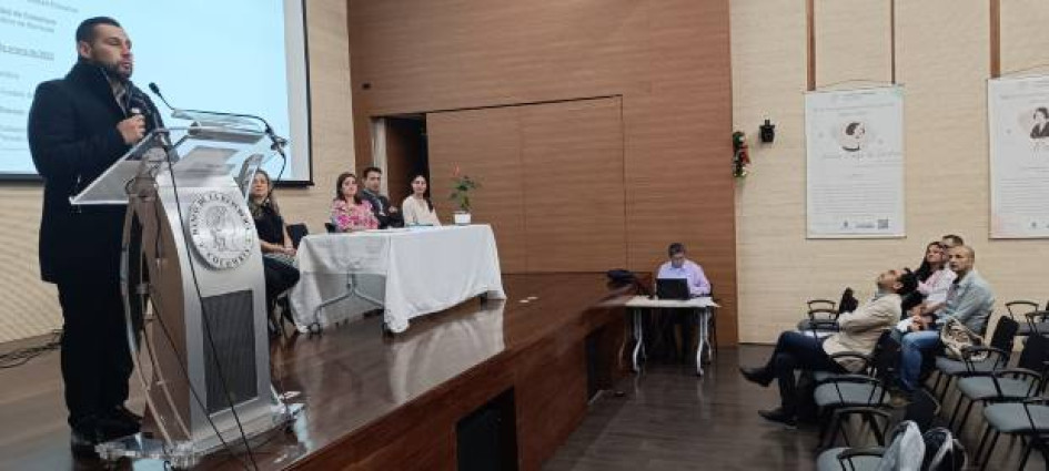 Una novedad este año para colegios de Caldas es la llegada de quienes ganaron el Concurso Docente. El secretario de Educación departamental, Luis Herney Vargas, le dio la bienvenida a un grupo, en días pasados.