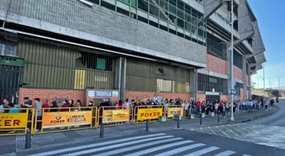 Forme parte de las 14 mil personas que verán el show de luces de la Feria en el Estadio