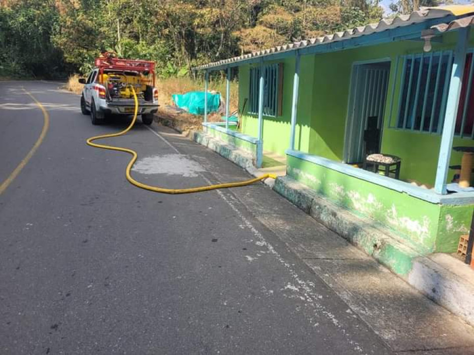 Abastecimiento de agua en vereda de San José (Caldas). 