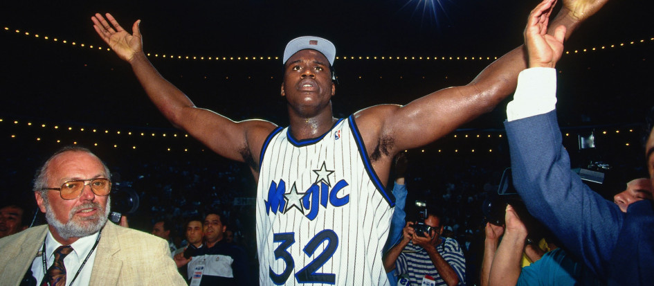 "Shaq" promedió 27,15 puntos por partido durante sus 4 temporadas en Orlando y llevó a la franquicia a su primer título divisional, primera clasificación a Play-offs y primeras finales de la NBA en su historia.