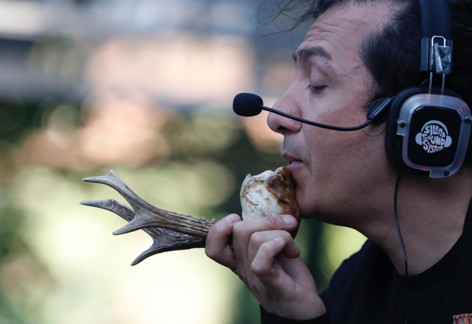 El argentino Esteban Valdivia durante su presentación en Colombia Bird Fair en Cali.