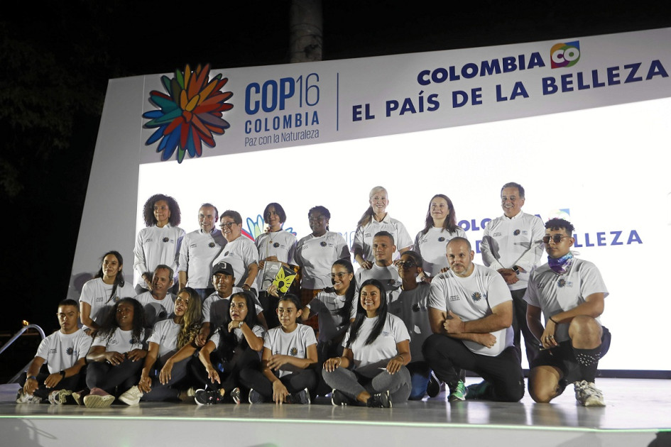Foto | EFE | LA PATRIA  La vicepresidenta, Francia Márquez; la ministra de Medio Ambiente, Susana Muhamad; la gobernadora del Valle del Cauca, Dilia Francisca Toro; y el alcalde de Cali, Alejandro Éder, participaron en el lanzamiento del logo de la COP16.