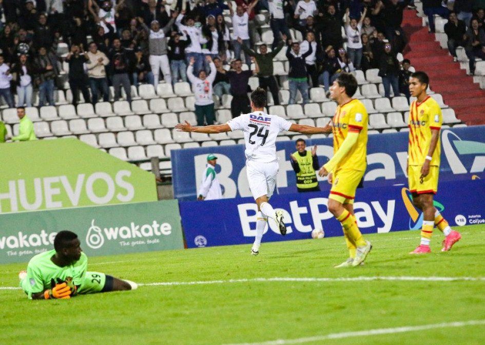 La celebración de Santiago Cubides, tras marcarle al Bogotá FC. El Once ganó 4-1 y llegó a seis victorias seguidas.