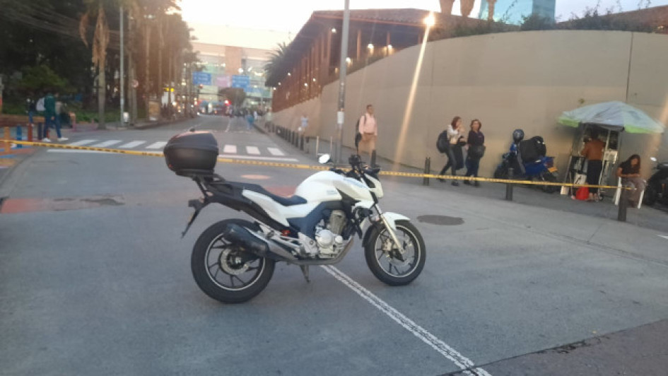 Foto | Archivo | LA PATRIA Los bloqueos de vías, con el 38%, fue el indicador más alto de los conflictos sociales el año pasado Colombia. En la imagen, un cierre vial en El Cable (Manizales) por la conmemoración de los dos años del estallido social.