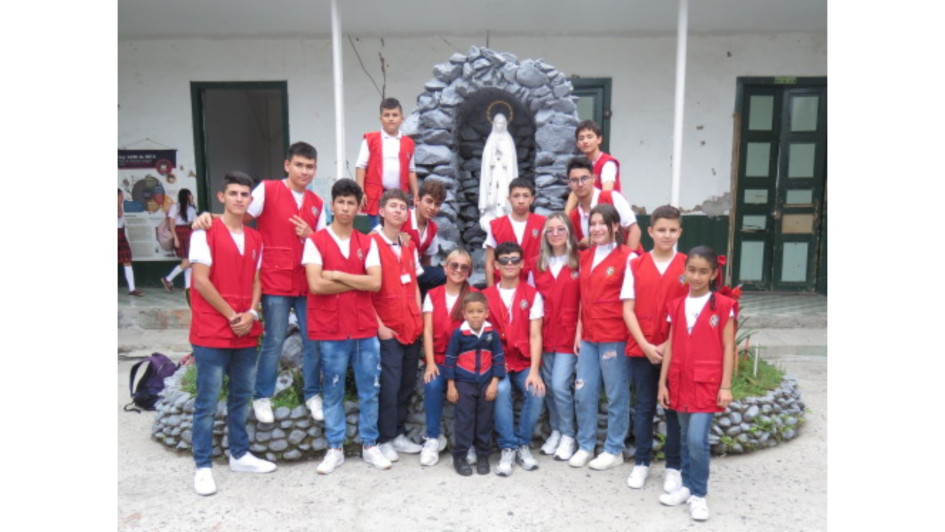 Integrantes del Colectivo de Comunicaciones, del Colrosario de Neira.