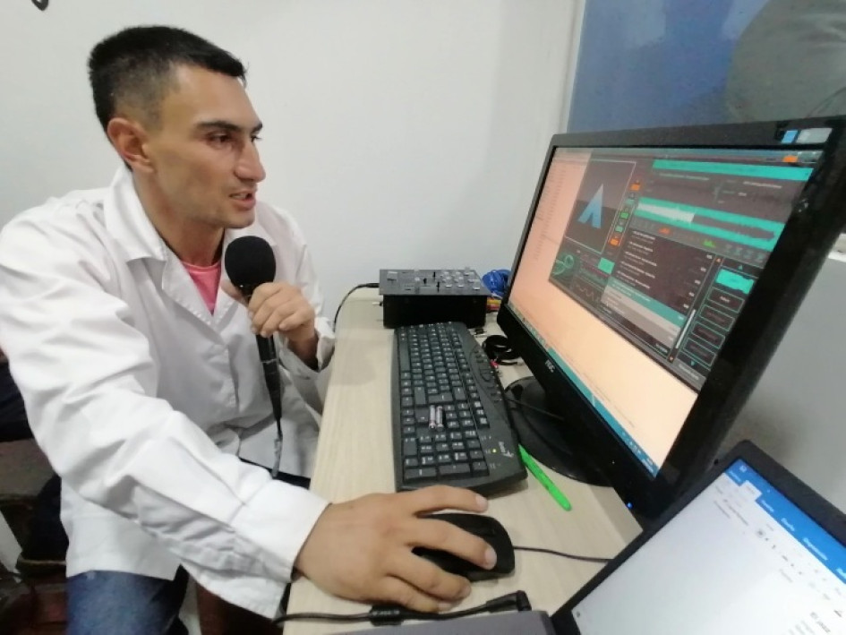 Santiago Hernández es el encargado del máster de la emisora.