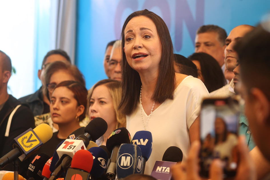 La exdiputada María Corina Machado habla durante una rueda de prensa en Caracas (Venezuela).
