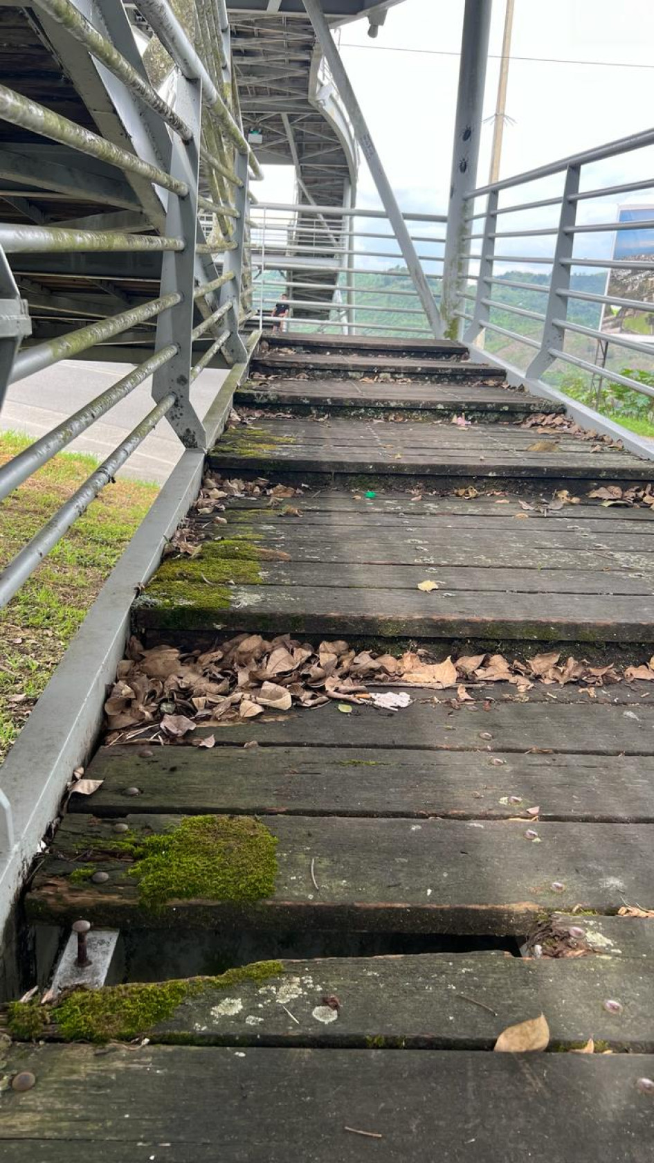 Foto | Albeiro Rudas | LA PATRIA Este es el estado actual de la estructura que la comunidad solicita que sea intervenida