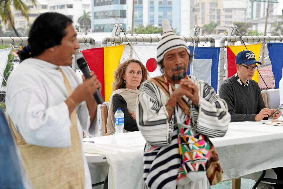 El Gobierno anunció el inicio de la fase 1 del proyecto de investigación científica y cultural Hacia el Corazón del galeón San José. En la apertura estuvieron presentes las comunidades indígenas kogui de la Sierra Nevada de Santa Marta y qhara qhara, de Bolivia.
