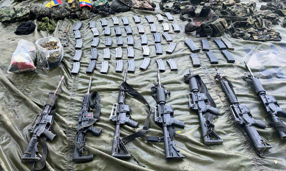 Material incautado por tropas de la Tercera División del Ejercito Nacional luego de los combates contra el frente Jaime Martínez del Emc en el sur del Cauca.