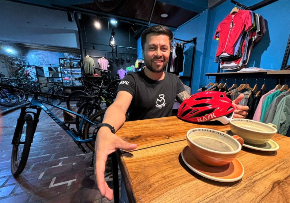 Andrés Gutiérrez, propietario del café Bike Valley Coffee.