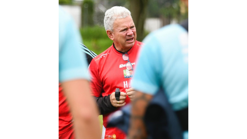 El técnico Hernán Darío Herrera, que clasificó al Once Caldas a semifinales después de 5 años, ahora tiene la opción de meterse a la final. Recibe a Santa Fe, en el primero de los dos juegos definitivos.