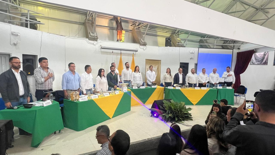 La Asamblea de Caldas realizó una sesión en el auditorio de la IE de Occidente, en Anserma.