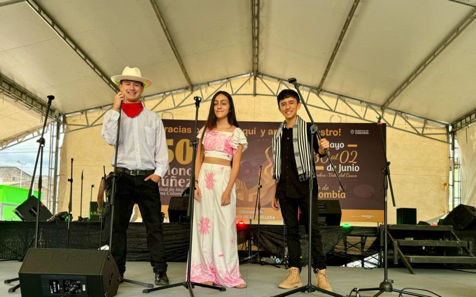 Los tres participantes de Caldas en el Encuentro Infantil Mateo Ibarra. 