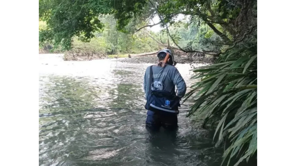 El cuerpo fue hallado en el río Doña Juana, cerca del balneario Puente Colgante, en La Dorada (Caldas).