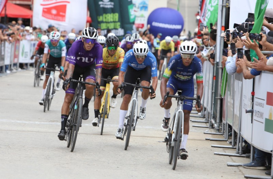 Alcaldía de Manizales 100%  Huevos Gobernación de Caldas