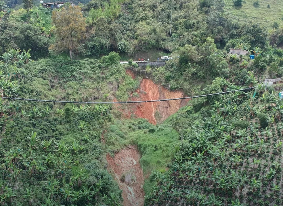 Deslizamiento en el sector Partidas, en Anserma (Caldas).