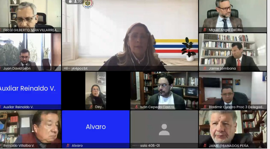 Audiencia en contra de Álvaro Uribe Vélez, por presunto soborno de testigos y fraude procesal.