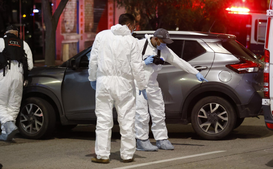 El asesinato ocurrió cuando Élmer Fernández iba en un vehículo del Instituto Nacional Penitenciario y Carcelario (Inpec) por la carrera 30, a la altura de la calle 80. 