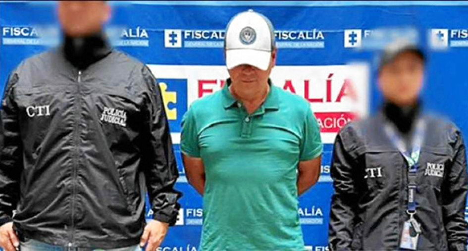 Foto | Cortesía | LA PATRIA  El expolicía manizaleño Julián Alberto Quintero Agudelo le pidió al vigilante de la portería que llamara a la Policía y se entregó, con el arma del asesinato.