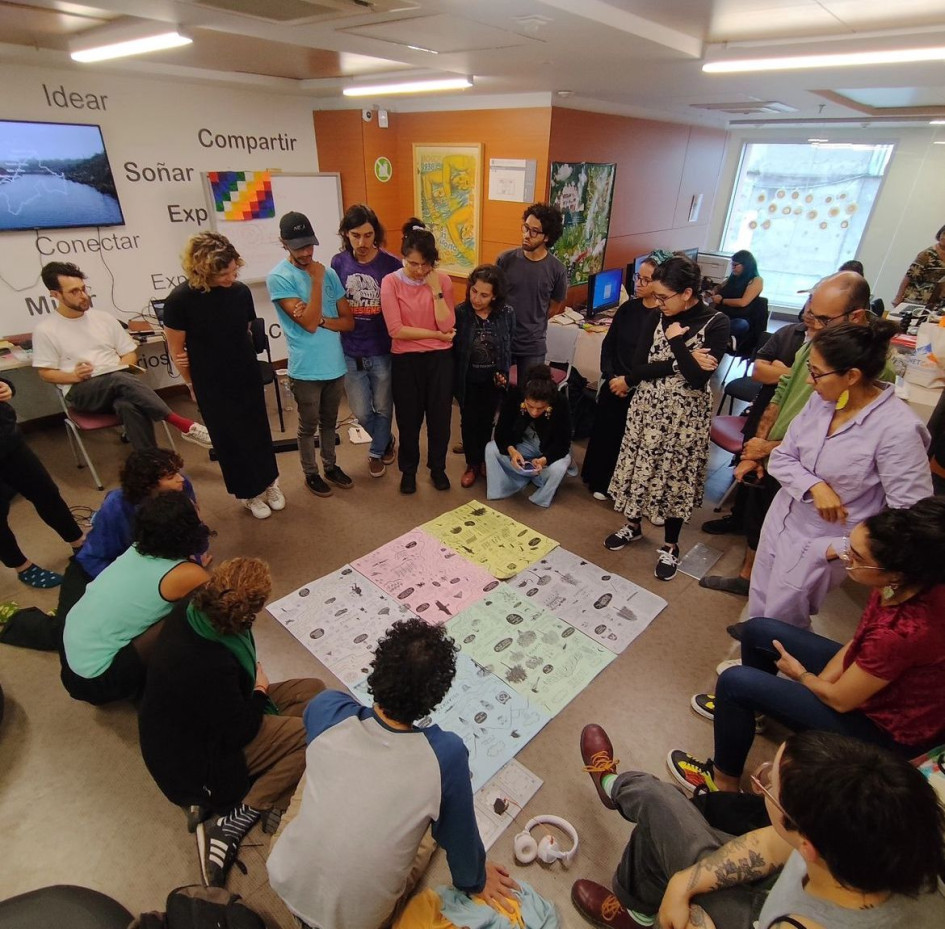 El evento Estar aquí con la tierra fue un espacio de diálogo con investigadores y artistas. 