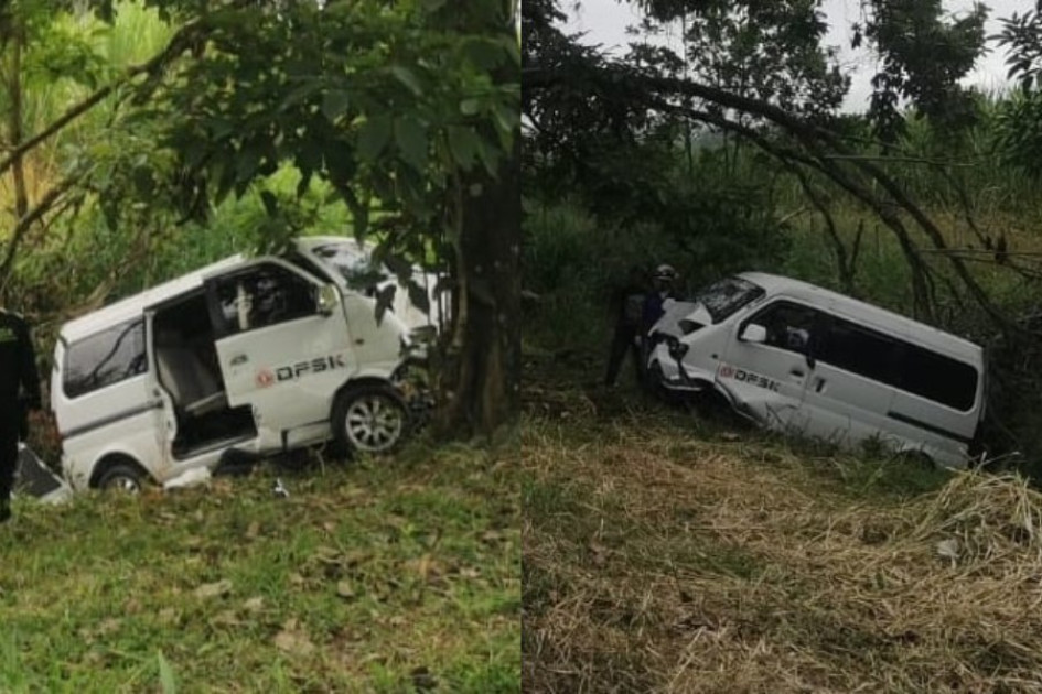 Contra un árbol chocó el colectivo de servicio público en la vía entre La Virginia (Risaralda) y Viterbo (Caldas). 