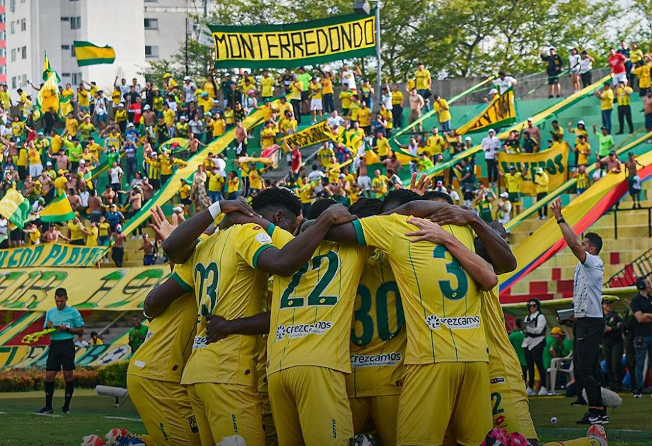 Jugadores del Atlético Bucaramanga celebrando
