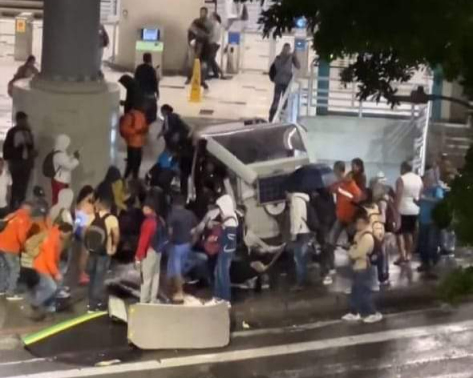 La emergencia deja al menos 9 heridos. 