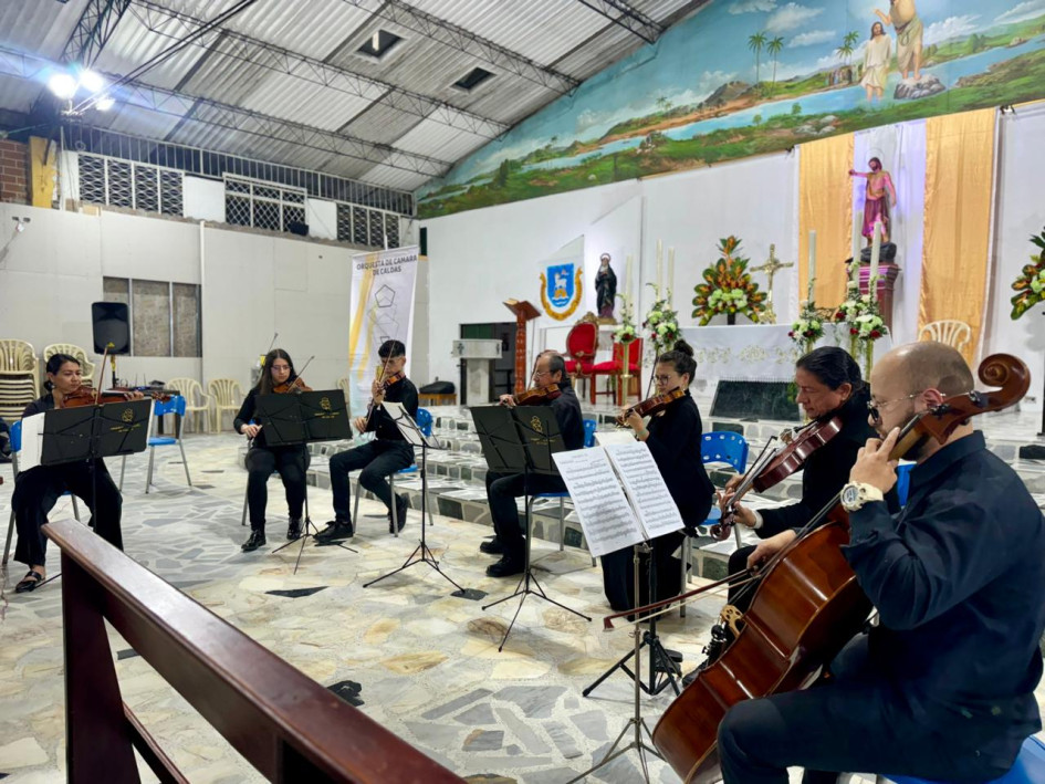 La Orquesta dee Cámara de Caldas está de gira por el departamento hasta este viernes. 